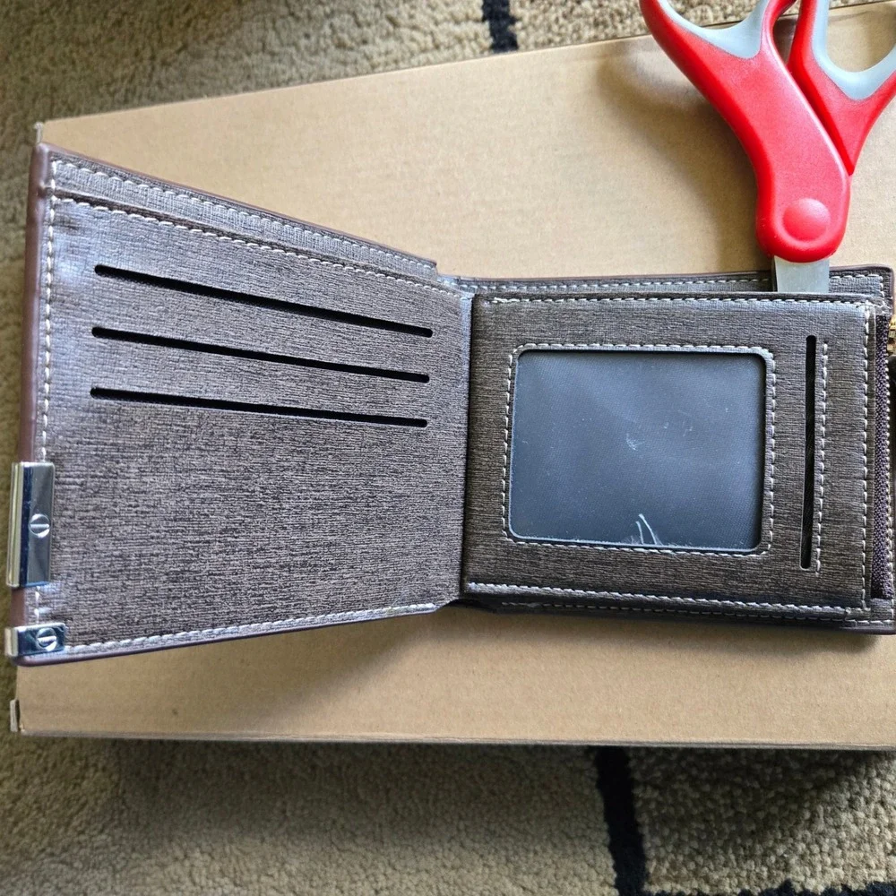 Mens Brown Honeycomb Embossed Bifold Wallet with ID Window and Zipper Pocket